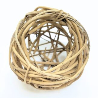 Vine Nom Nest